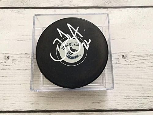 Daniel Sedin Aláírt Vancouver Canucks Hockey Korong Aláírt egy - Dedikált NHL Korong