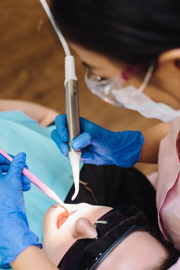 Choisir la mutuelle santé dentaire adaptée à vos besoins